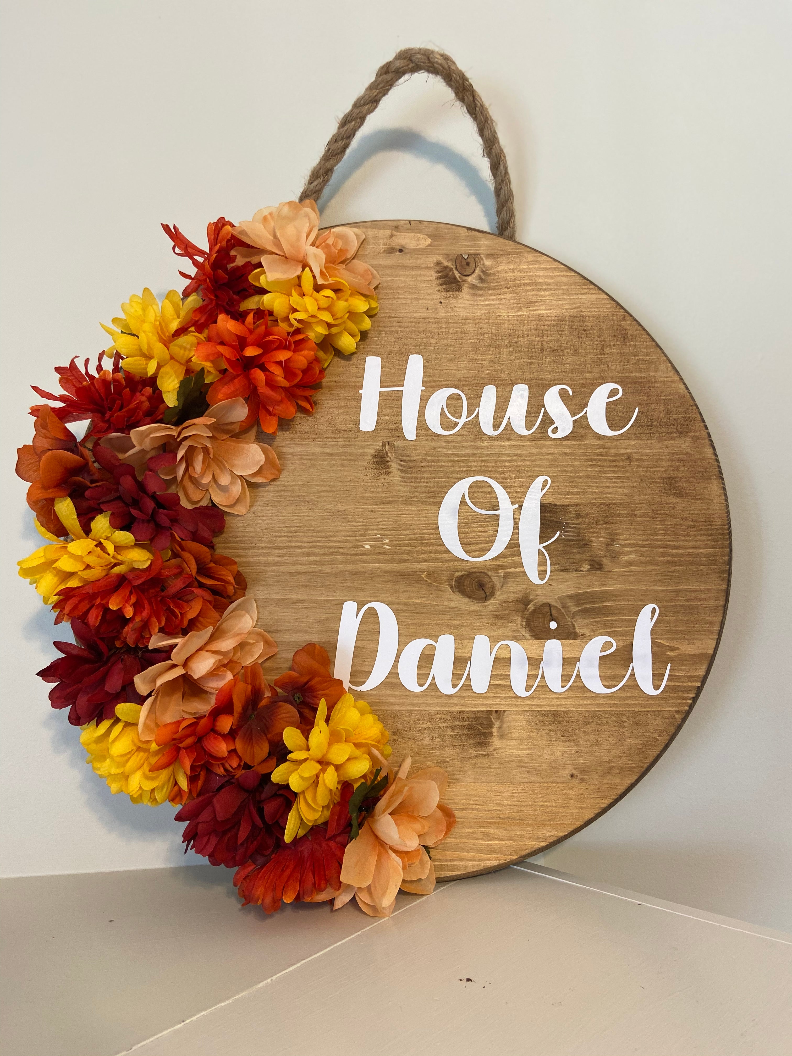 Fallin' House of Round Wooden Door Hanger